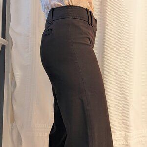 Loft chocolate low rise dress pants - size 4 (measurements below)